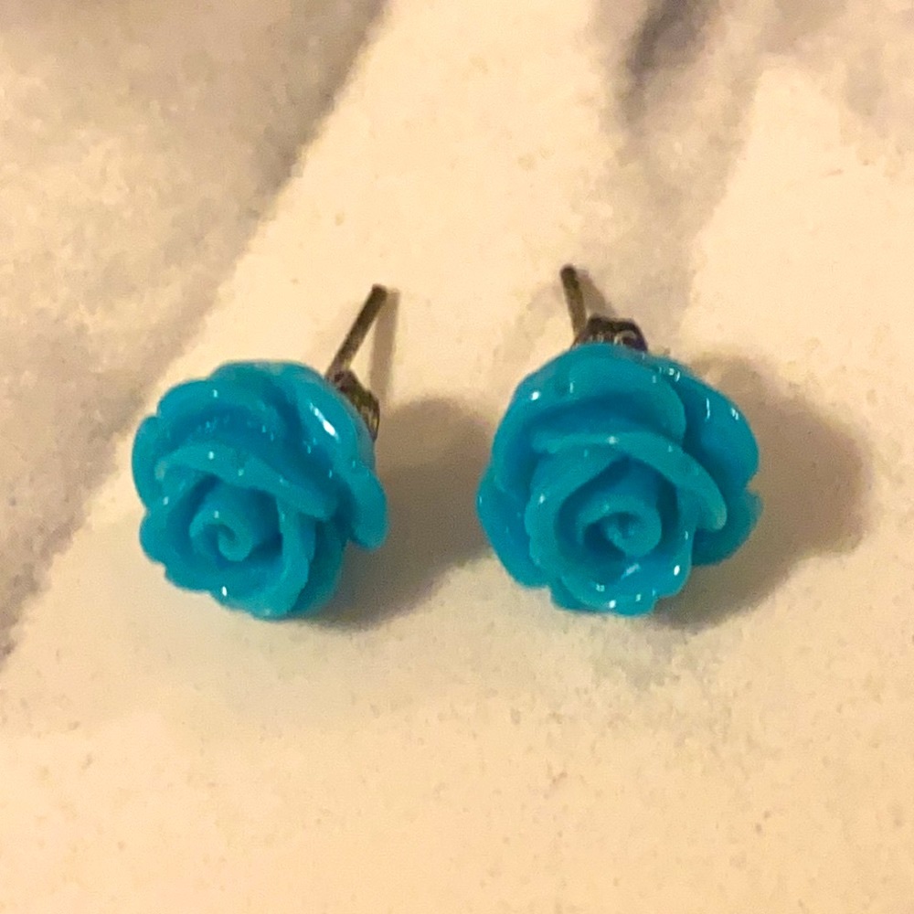 blue rose stud earrings